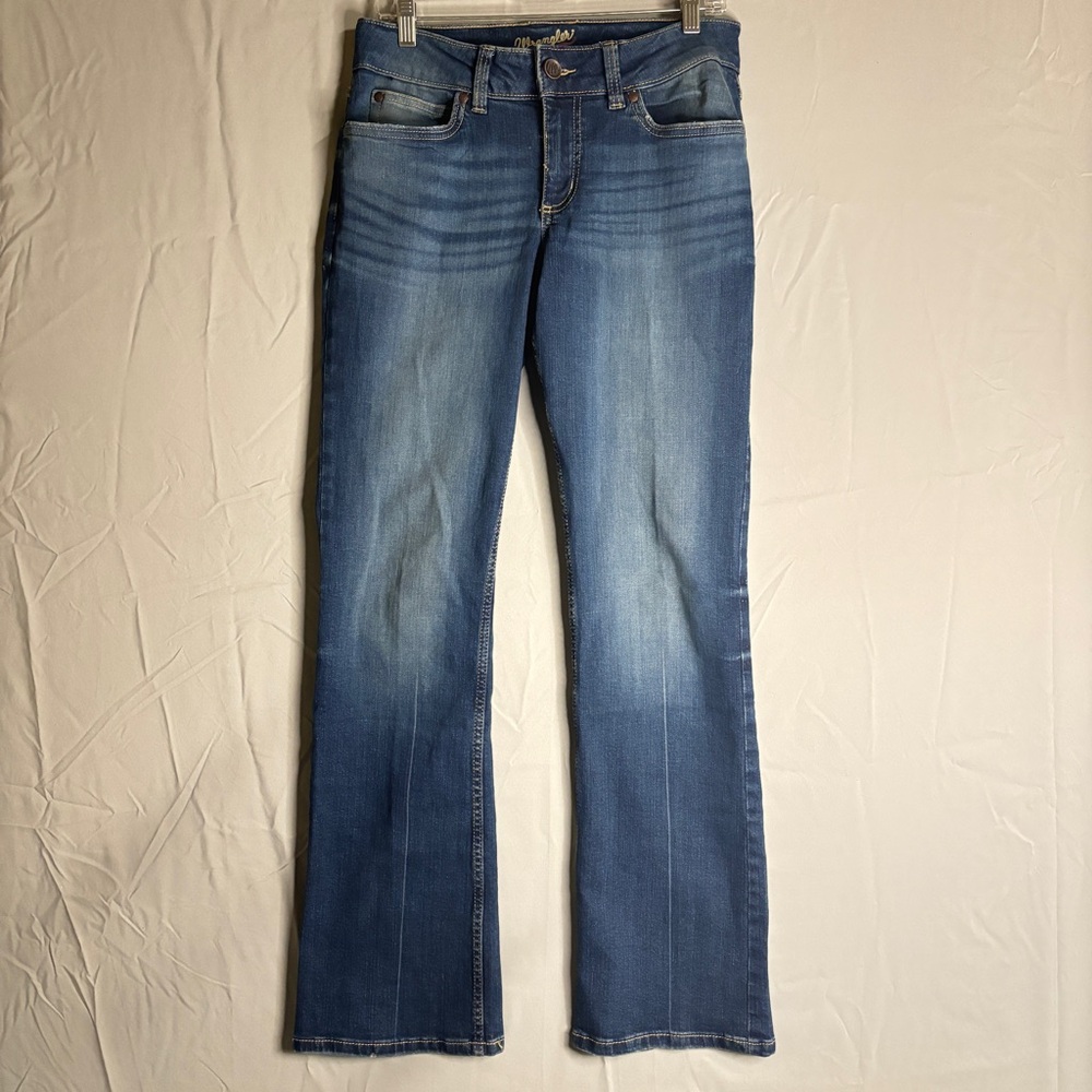 Wrangler Women's Bootcut Jeans in Blue